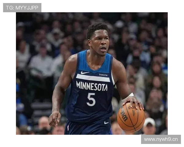 爱德华兹直言难敌文班身高优势